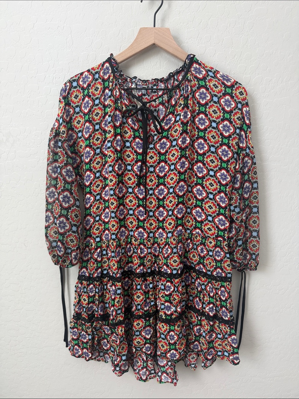 Alice + Olivia Arnette Tiered Tunic Mini Dress Size M - Picture 2 of 6